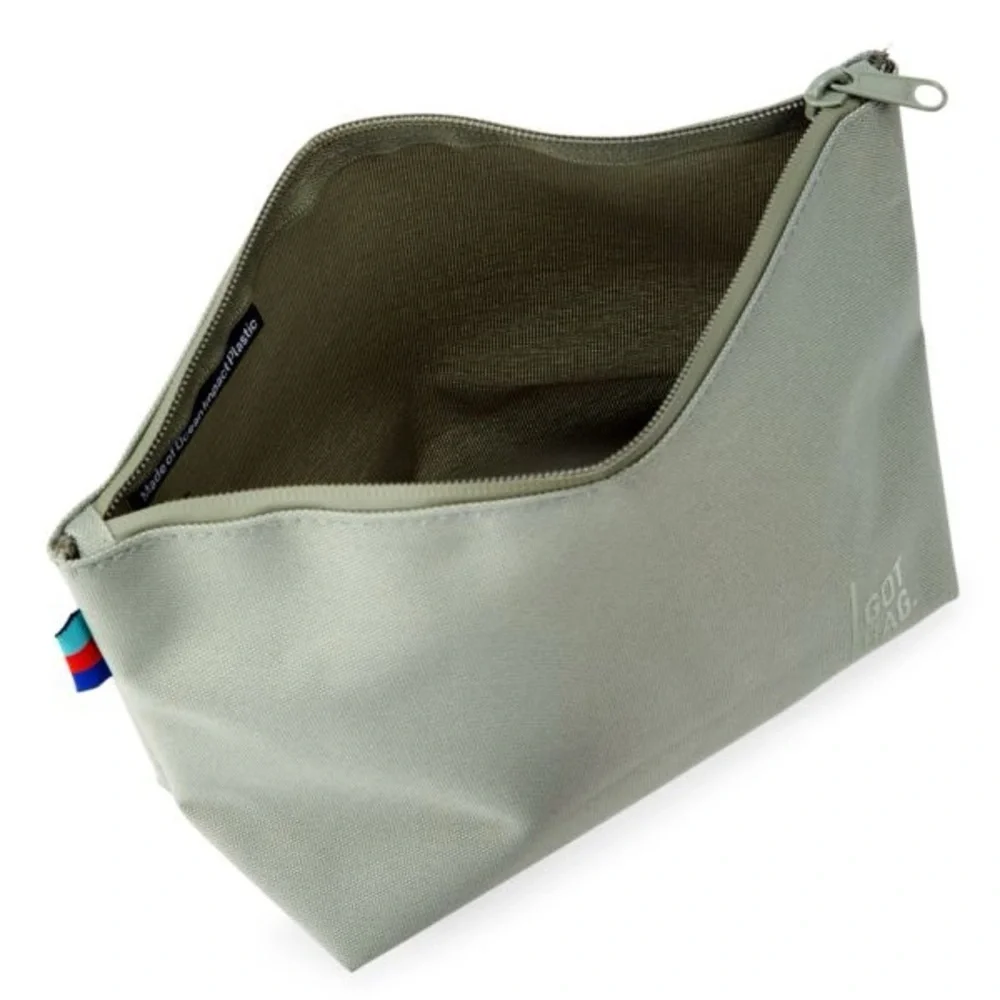 GOT Shower Travel Bag Made of Ocean Impact Plastic NWT